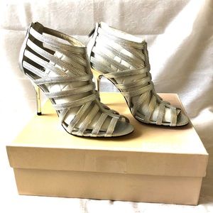 Michael Kors Tatianna Back Zip Heels Size 8